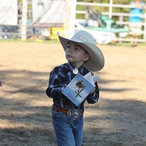 Meet your Posher, Cindyand